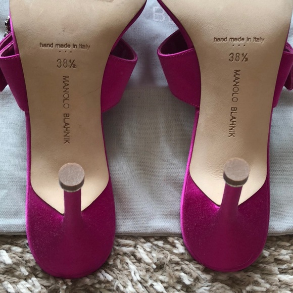 🌸SOLD🌸Manolo Blahnik Mulussanhan BuckleSatinShoe - Picture 5 of 5